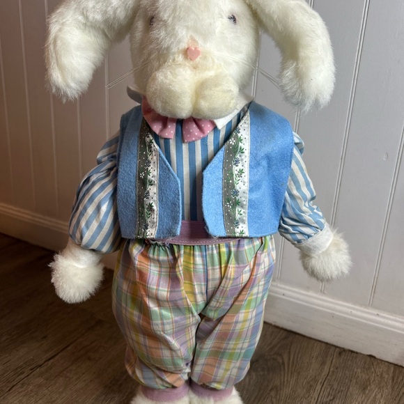 Vintage 18” Easter Bunny Boy & Girl Set – Cottagecore Spring - Picture 4 of 8